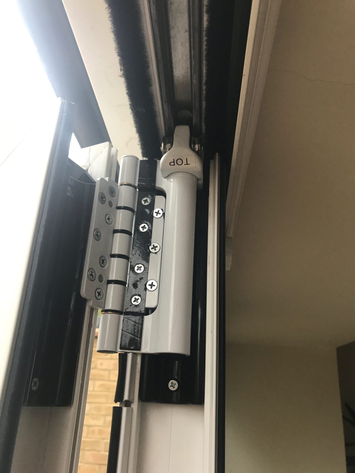 NewTopRollerBifoldingDoorHingeSuppliedandFittede1508415462741